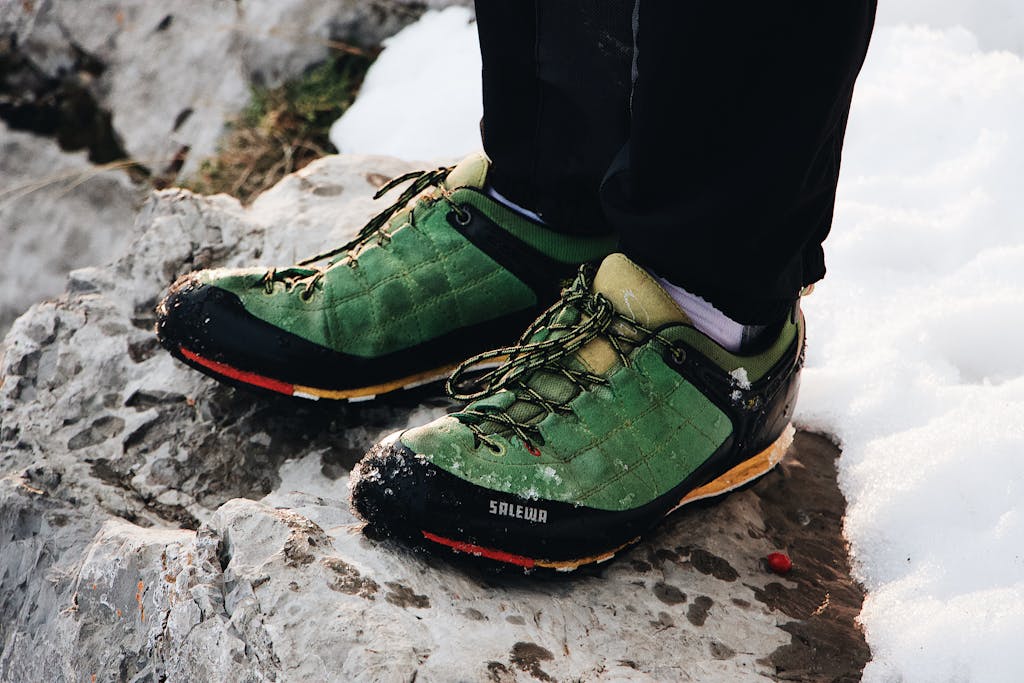 Men's Green and Black Shoe